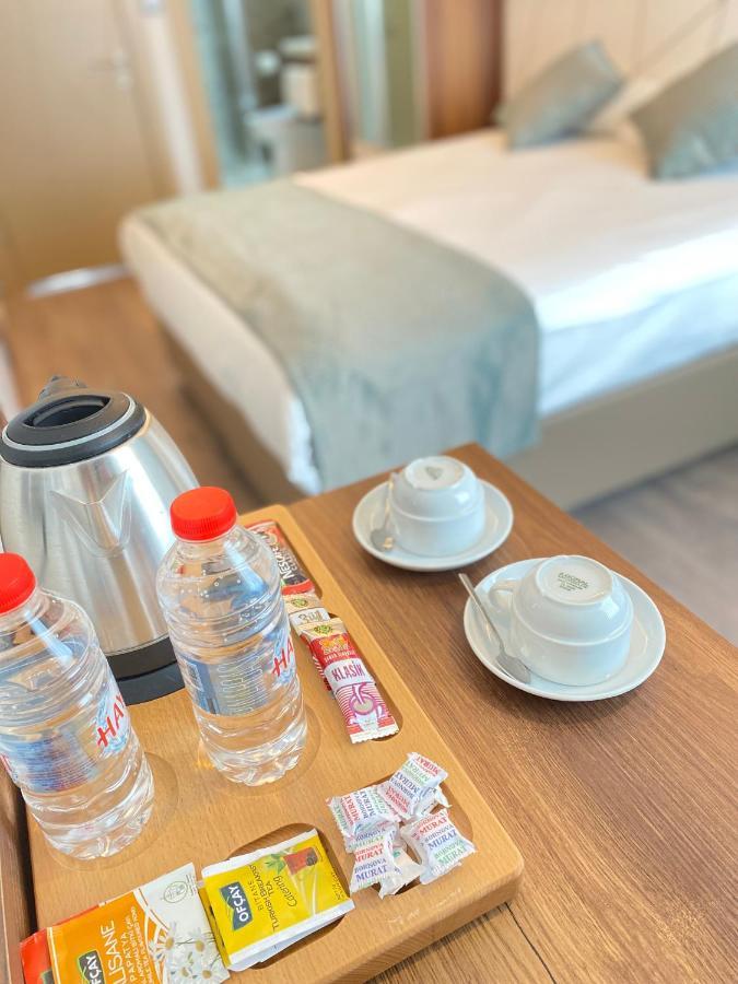 Hakcan Hotel อิซมีร์ ภายนอก รูปภาพ