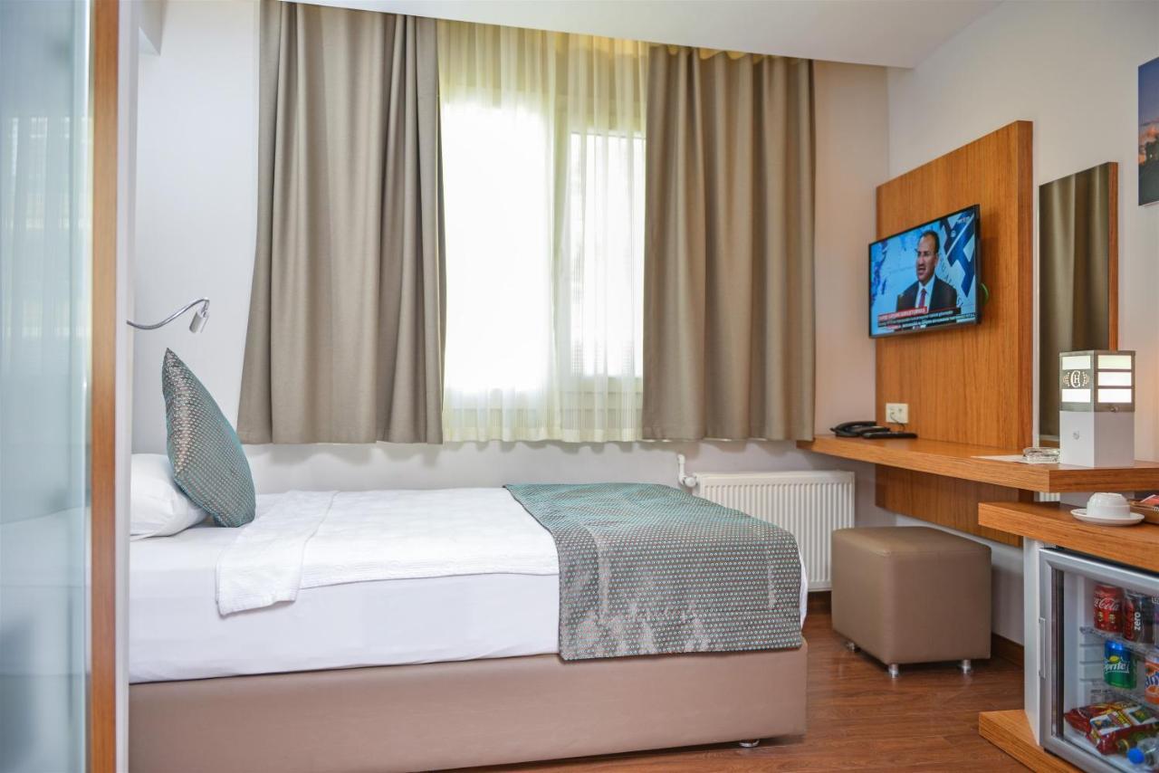 Hakcan Hotel อิซมีร์ ภายนอก รูปภาพ