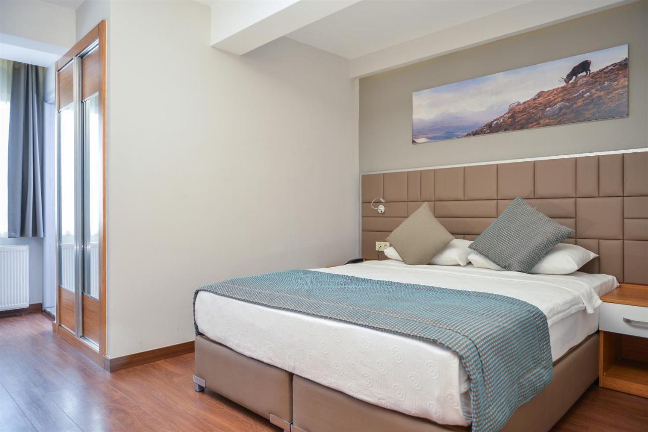 Hakcan Hotel อิซมีร์ ภายนอก รูปภาพ