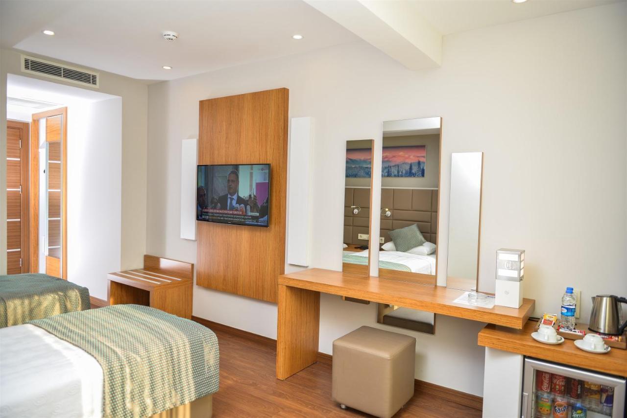Hakcan Hotel อิซมีร์ ภายนอก รูปภาพ